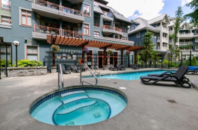Fall Special at Whistler Village Alpenglow cable smartTV WIFI pool hot tub sauna gym sunny balcony with table and chairs and gorgeous mountain views Whistler